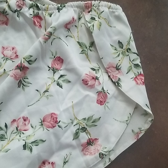 Sleep Club Tank & Shorts Set VTG Floral M EUC - Picture 8 of 11